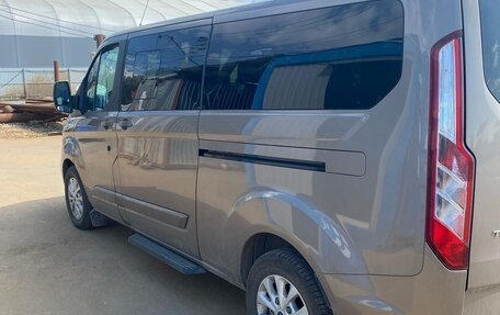 Ford Tourneo Custom I рестайлинг, 2018 год, 2 500 000 рублей, 2 фотография