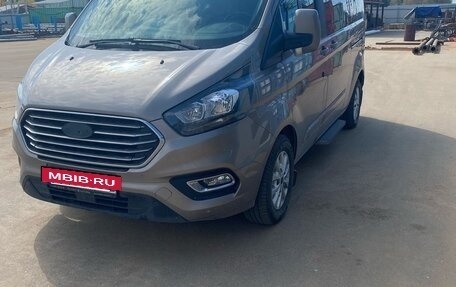 Ford Tourneo Custom I рестайлинг, 2018 год, 2 500 000 рублей, 6 фотография