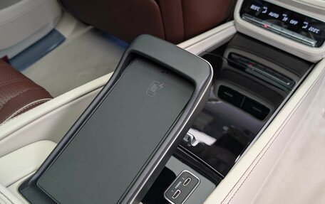 Mercedes-Benz Maybach GLS I, 2025 год, 31 800 000 рублей, 16 фотография