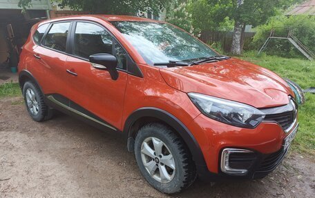 Renault Kaptur I рестайлинг, 2019 год, 1 550 000 рублей, 2 фотография