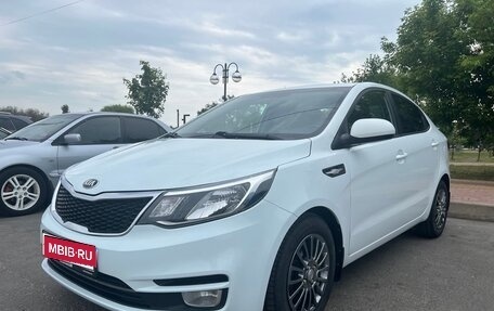 KIA Rio III рестайлинг, 2015 год, 1 040 000 рублей, 1 фотография