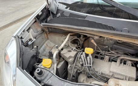 Renault Kangoo II рестайлинг, 2013 год, 750 000 рублей, 18 фотография