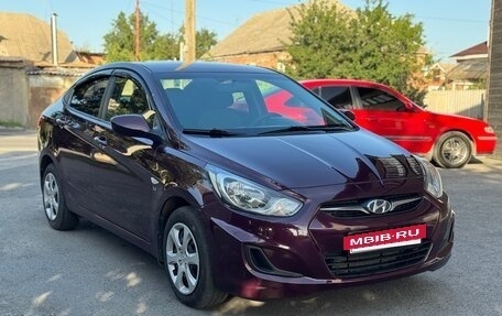 Hyundai Solaris II рестайлинг, 2013 год, 895 000 рублей, 4 фотография