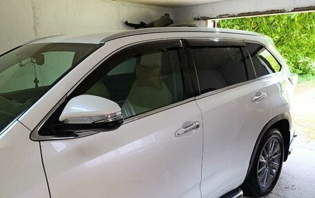 Toyota Highlander III, 2014 год, 3 600 000 рублей, 5 фотография