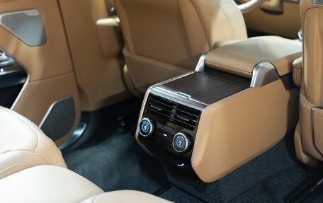 Land Rover Range Rover IV рестайлинг, 2025 год, 23 990 000 рублей, 20 фотография