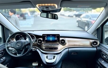 Mercedes-Benz V-Класс, 2021 год, 4 750 000 рублей, 7 фотография
