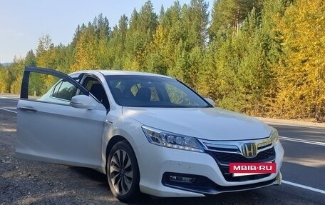 Honda Accord IX рестайлинг, 2013 год, 1 800 000 рублей, 31 фотография