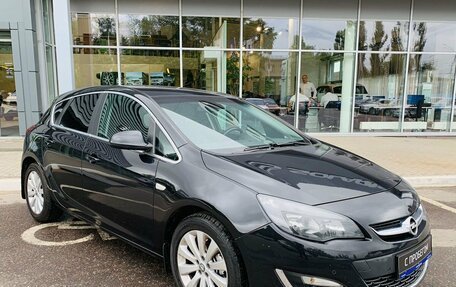 Opel Astra J, 2014 год, 941 000 рублей, 3 фотография