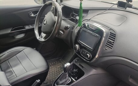 Renault Kaptur I рестайлинг, 2016 год, 1 050 000 рублей, 3 фотография