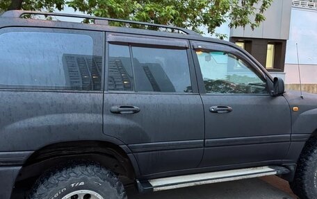 Toyota Land Cruiser 100 рестайлинг 2, 2005 год, 2 000 000 рублей, 20 фотография