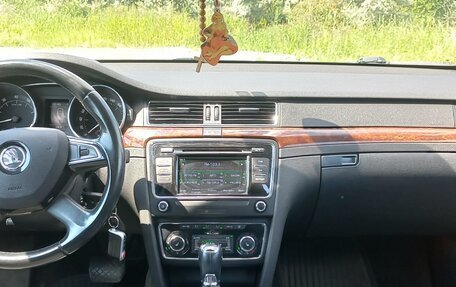 Skoda Superb III рестайлинг, 2014 год, 1 600 000 рублей, 13 фотография