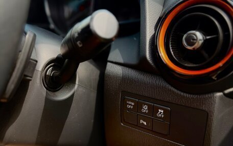 Mazda Demio IV, 2016 год, 1 000 000 рублей, 13 фотография