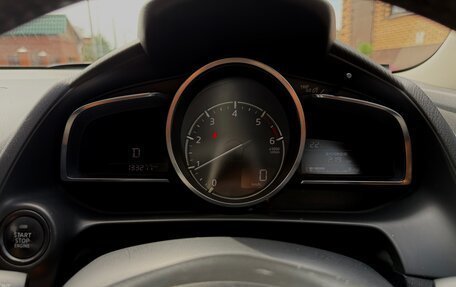 Mazda Demio IV, 2016 год, 1 000 000 рублей, 16 фотография