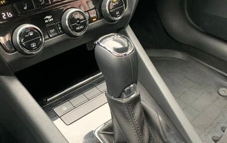Skoda Octavia, 2018 год, 2 100 000 рублей, 22 фотография