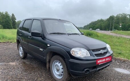 Chevrolet Niva I рестайлинг, 2012 год, 299 999 рублей, 9 фотография
