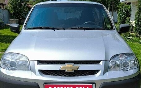 Chevrolet Niva I рестайлинг, 2017 год, 770 000 рублей, 1 фотография