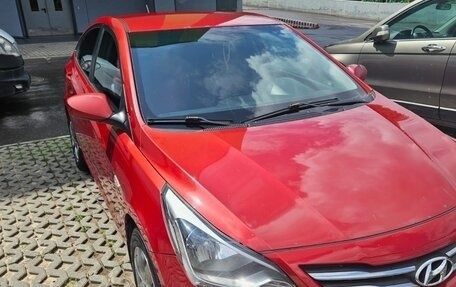 Hyundai Solaris II рестайлинг, 2015 год, 930 000 рублей, 1 фотография