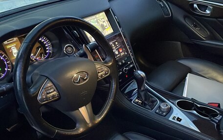 Infiniti Q50 I рестайлинг, 2017 год, 1 950 000 рублей, 3 фотография