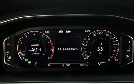Volkswagen Tiguan II, 2022 год, 2 660 000 рублей, 11 фотография