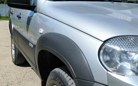 Chevrolet Niva I рестайлинг, 2017 год, 770 000 рублей, 4 фотография