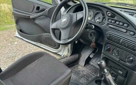 Chevrolet Niva I рестайлинг, 2017 год, 770 000 рублей, 7 фотография