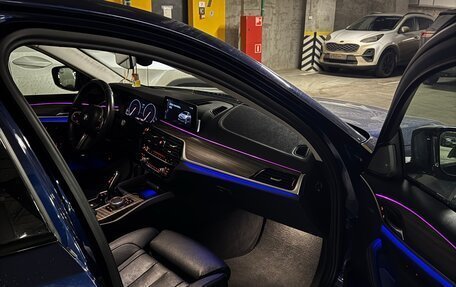 BMW 5 серия, 2019 год, 3 859 000 рублей, 9 фотография