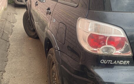 Mitsubishi Outlander III рестайлинг 3, 2007 год, 300 000 рублей, 6 фотография