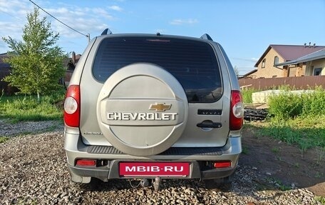Chevrolet Niva I рестайлинг, 2010 год, 365 000 рублей, 6 фотография