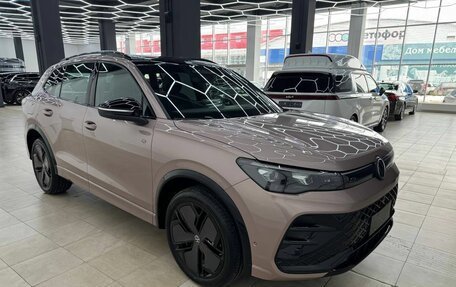 Volkswagen Tiguan, 2024 год, 5 650 000 рублей, 2 фотография
