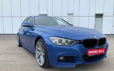 BMW 3 серия, 2014 год, 2 350 000 рублей, 2 фотография
