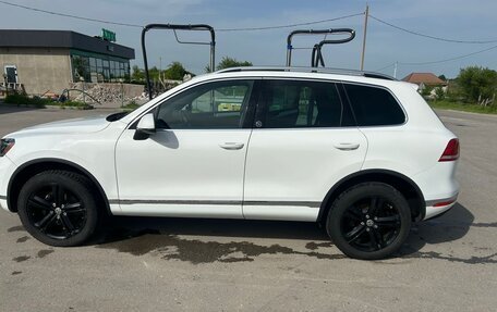 Volkswagen Touareg III, 2015 год, 2 000 000 рублей, 4 фотография