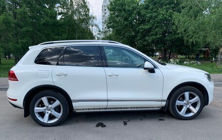 Volkswagen Touareg III, 2011 год, 1 750 000 рублей, 9 фотография