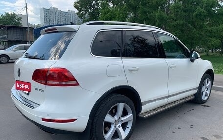 Volkswagen Touareg III, 2011 год, 1 750 000 рублей, 8 фотография