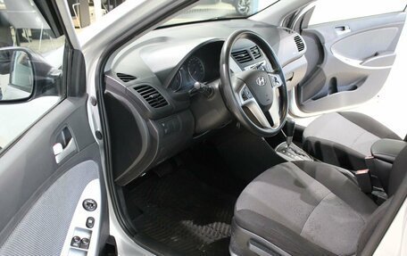 Hyundai Solaris II рестайлинг, 2013 год, 690 000 рублей, 7 фотография