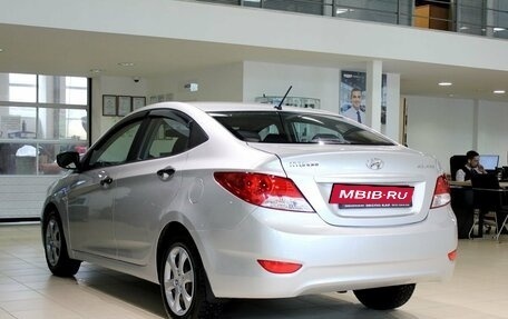 Hyundai Solaris II рестайлинг, 2013 год, 690 000 рублей, 6 фотография