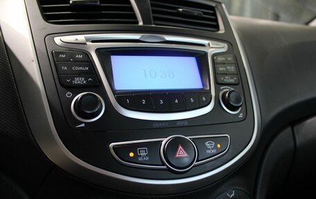 Hyundai Solaris II рестайлинг, 2013 год, 690 000 рублей, 13 фотография