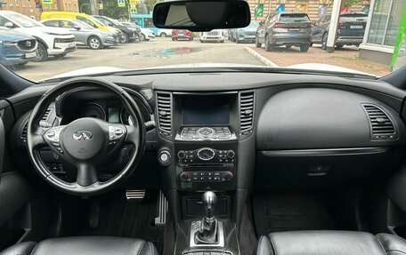 Infiniti QX70, 2016 год, 2 579 000 рублей, 16 фотография