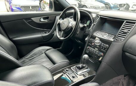 Infiniti QX70, 2016 год, 2 579 000 рублей, 15 фотография