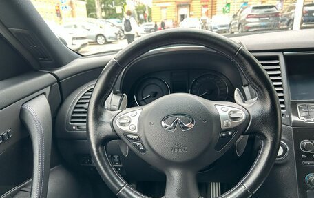 Infiniti QX70, 2016 год, 2 579 000 рублей, 17 фотография