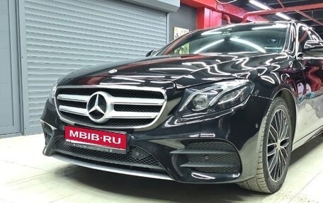 Mercedes-Benz E-Класс, 2018 год, 2 700 000 рублей, 1 фотография