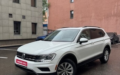 Volkswagen Tiguan II, 2018 год, 2 200 000 рублей, 1 фотография