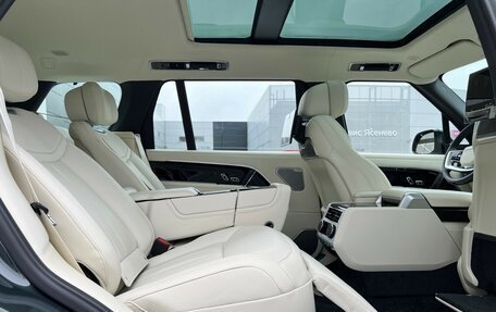 Land Rover Range Rover IV рестайлинг, 2024 год, 37 950 000 рублей, 11 фотография