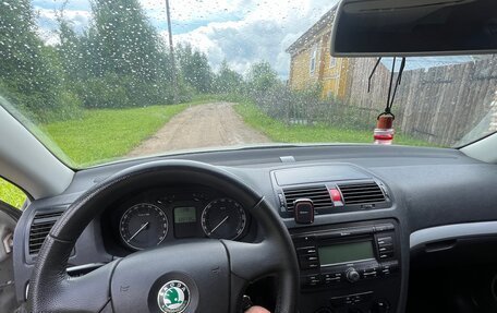 Skoda Octavia, 2005 год, 560 000 рублей, 3 фотография