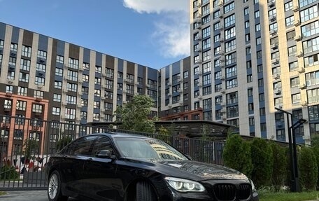 BMW 7 серия, 2012 год, 2 800 000 рублей, 5 фотография