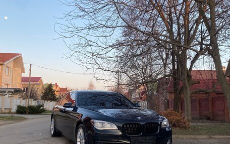 BMW 7 серия, 2012 год, 2 800 000 рублей, 31 фотография