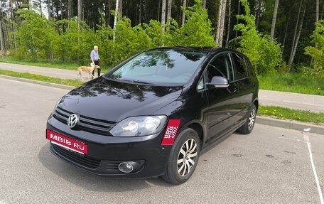 Volkswagen Golf Plus II, 2012 год, 620 000 рублей, 2 фотография