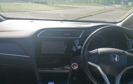 Honda Shuttle II, 2015 год, 1 050 000 рублей, 10 фотография