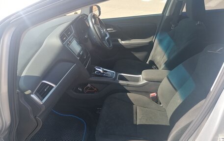 Honda Shuttle II, 2015 год, 1 050 000 рублей, 13 фотография