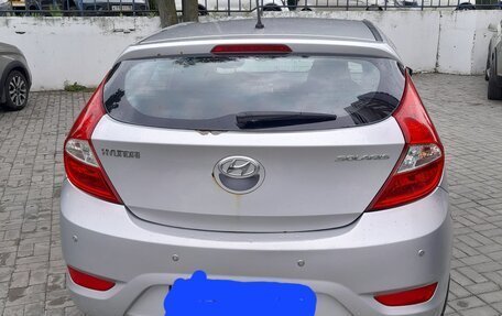 Hyundai Solaris II рестайлинг, 2013 год, 730 000 рублей, 2 фотография