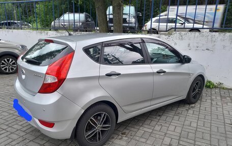 Hyundai Solaris II рестайлинг, 2013 год, 730 000 рублей, 19 фотография